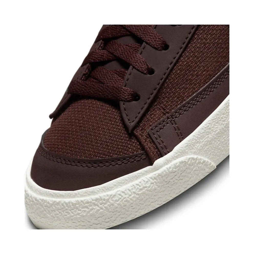 Nike Blazer Low ’77 PRM “Earth” (DV7231-200)