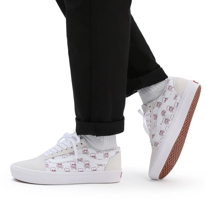 VANS Coldhearted Comfycush Old Skool Shoes White (VN0A5DYCB1D)