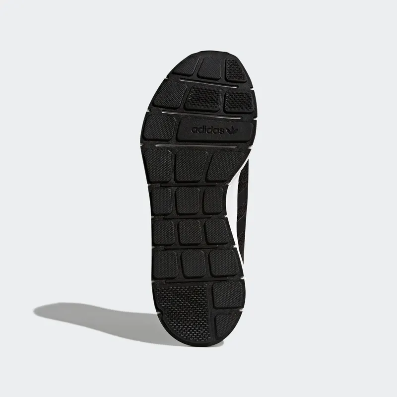Adidas Swift Run Black / Carbon / Core Black / Medium Grey Heather (CQ2114)