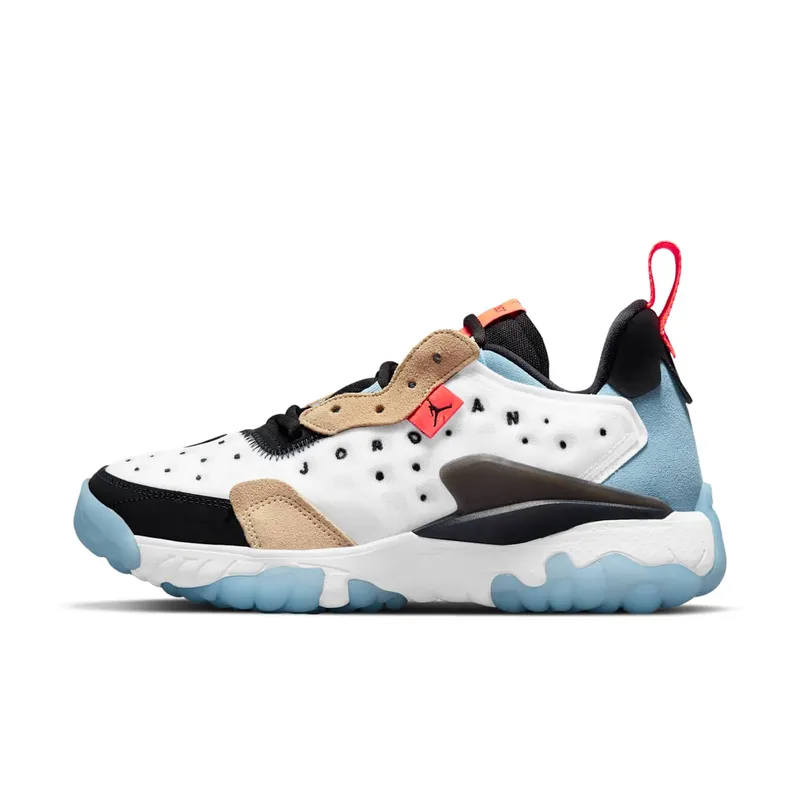 Jordan Delta 2 Women’s Shoe “White / Metallic Silver / Sesame / Flash Crimson” (CW0913-100)