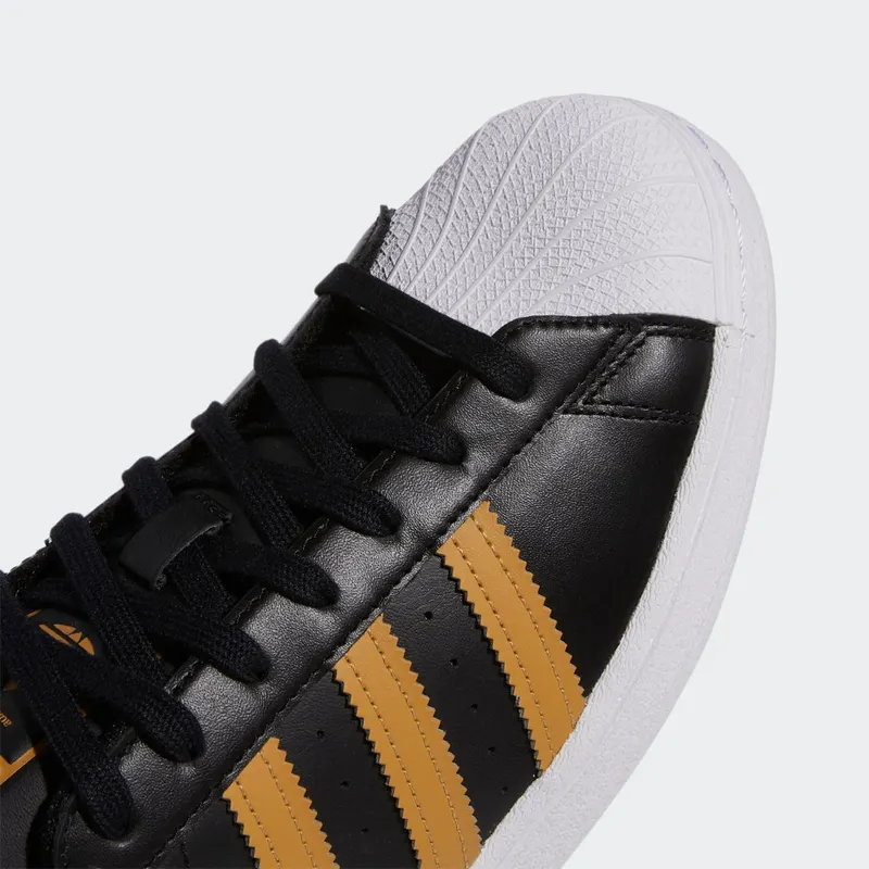 Adidas Superstar Core Black / Magic Beige / Cloud White (HP5498)