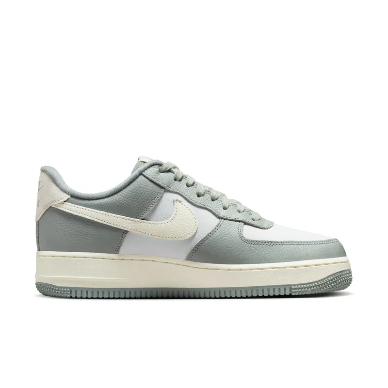 Nike Air Force 1 Low LX “Mica Green” (DV7186-300)
