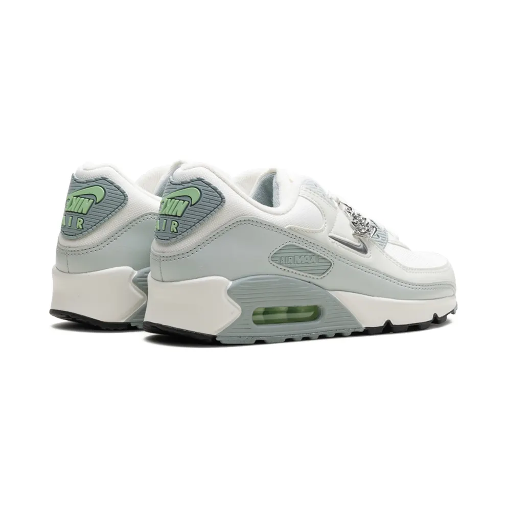 Nike Air Max 90 “Silver” (FN6948-100)