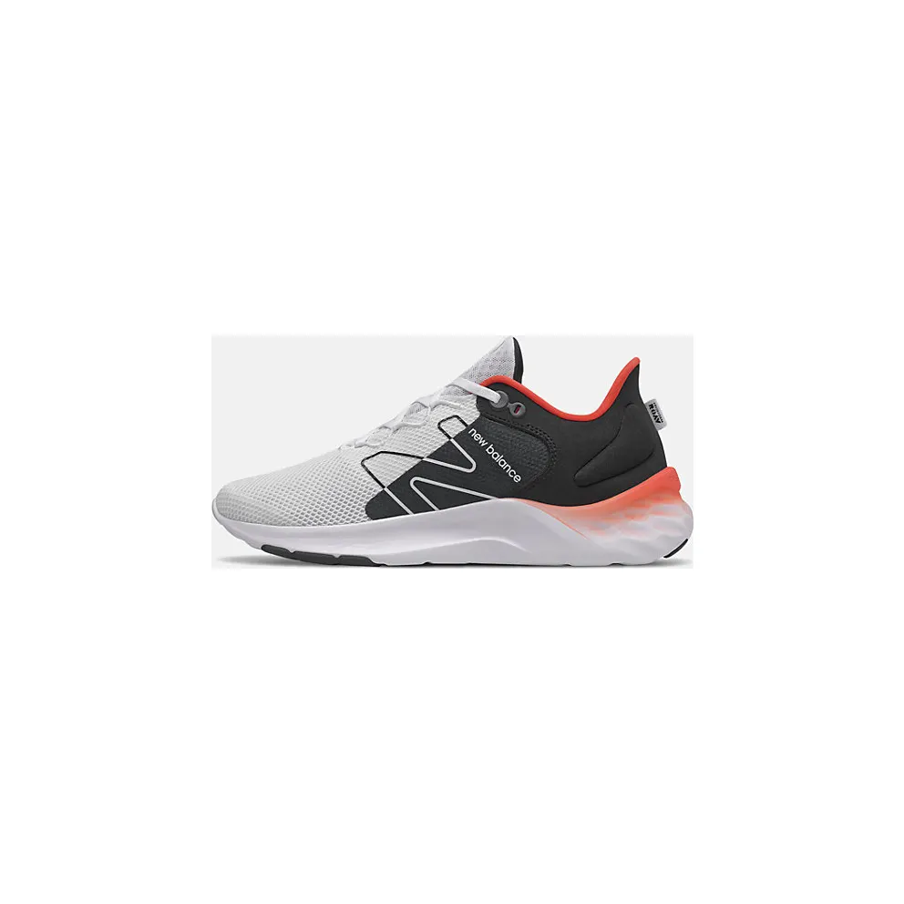 New Balance New Balance White/Black/Red (MROAVSW2)