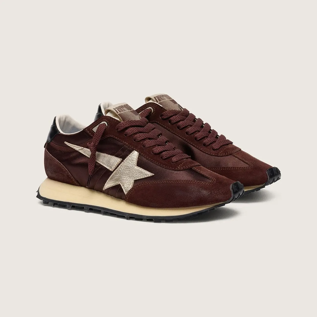 Golden Goose Marathon With Brown Satin Upper And Platinum Leather Star (GMF00683.F007841.55661) (2)