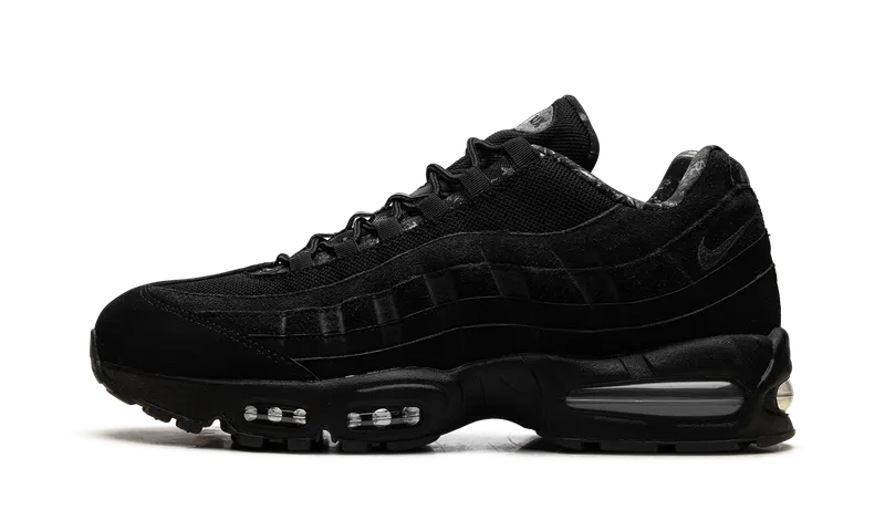 Nike Air Max 95 “Big Bubble Black Realtree Edge Camo” (IQ0302-010)