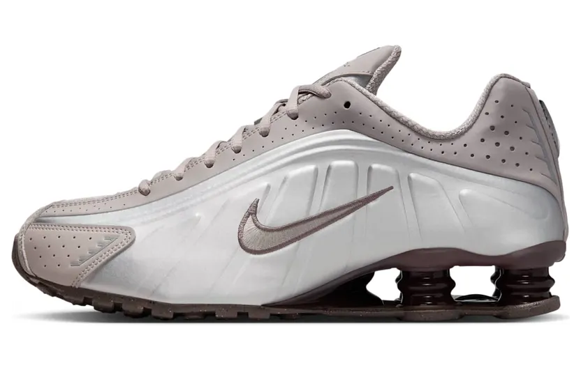 Nike Shox R4 “Cave Stone” (HQ1988-200)
