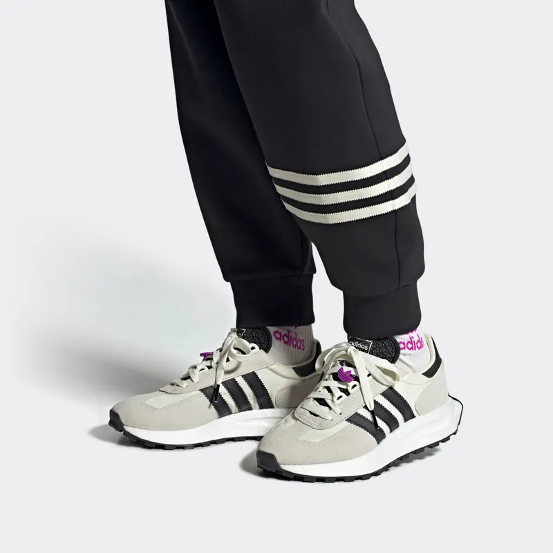 Adidas Retropy E5 Off White / Core Black / Shock Purple (HQ6886)