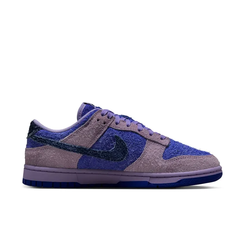 Nike Dunk Low SE “Hydrangeas” (deep royal blue) – HQ3431-515