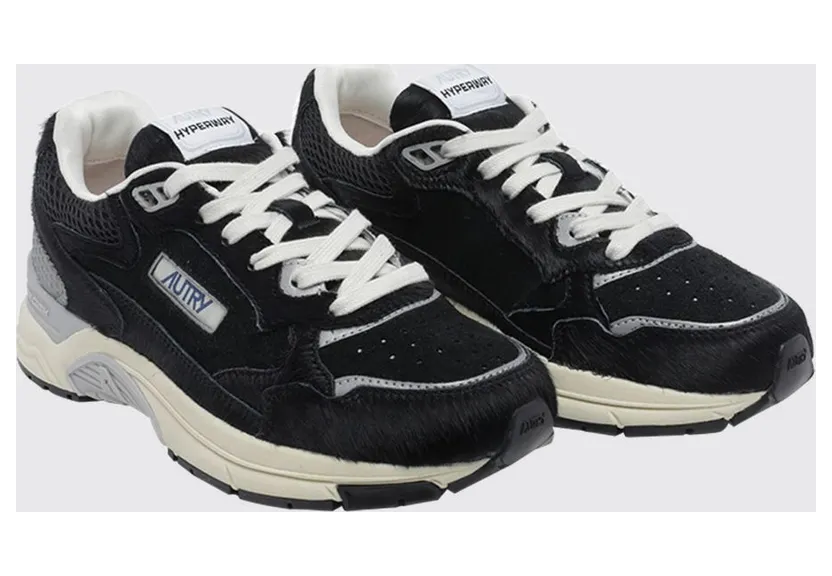 Autry Hyperway Low-Top Sneakers in Leather and Mesh with a Serrated Sole Black (HYLWWM02)