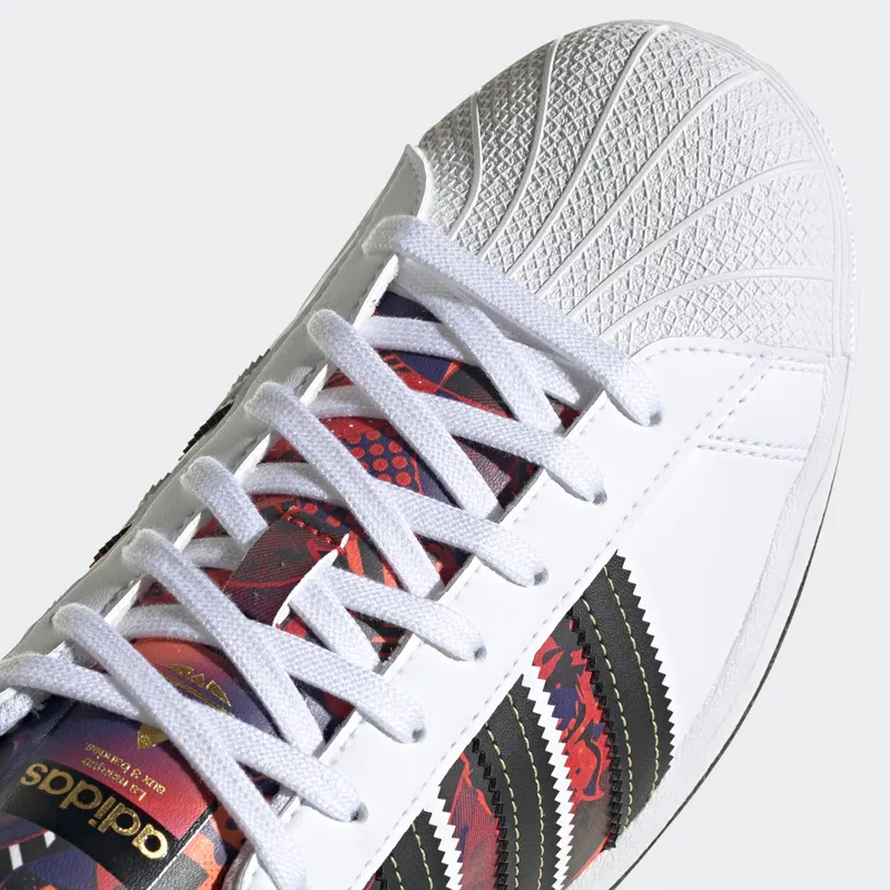 adidas Superstar Cloud White / Core Black / Scarlet (Q47184)