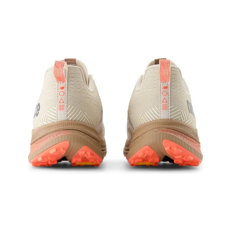 new-balance-fuelcell MTTRXUR1