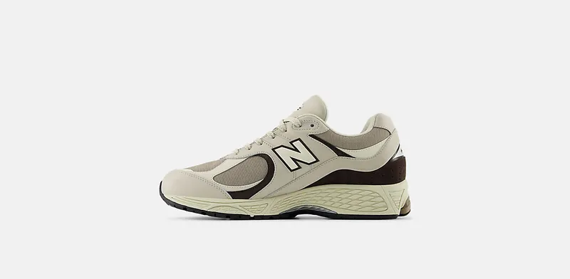 New Balance 2002R Gore-Tex Greige Grey Brown (M2002RXV)