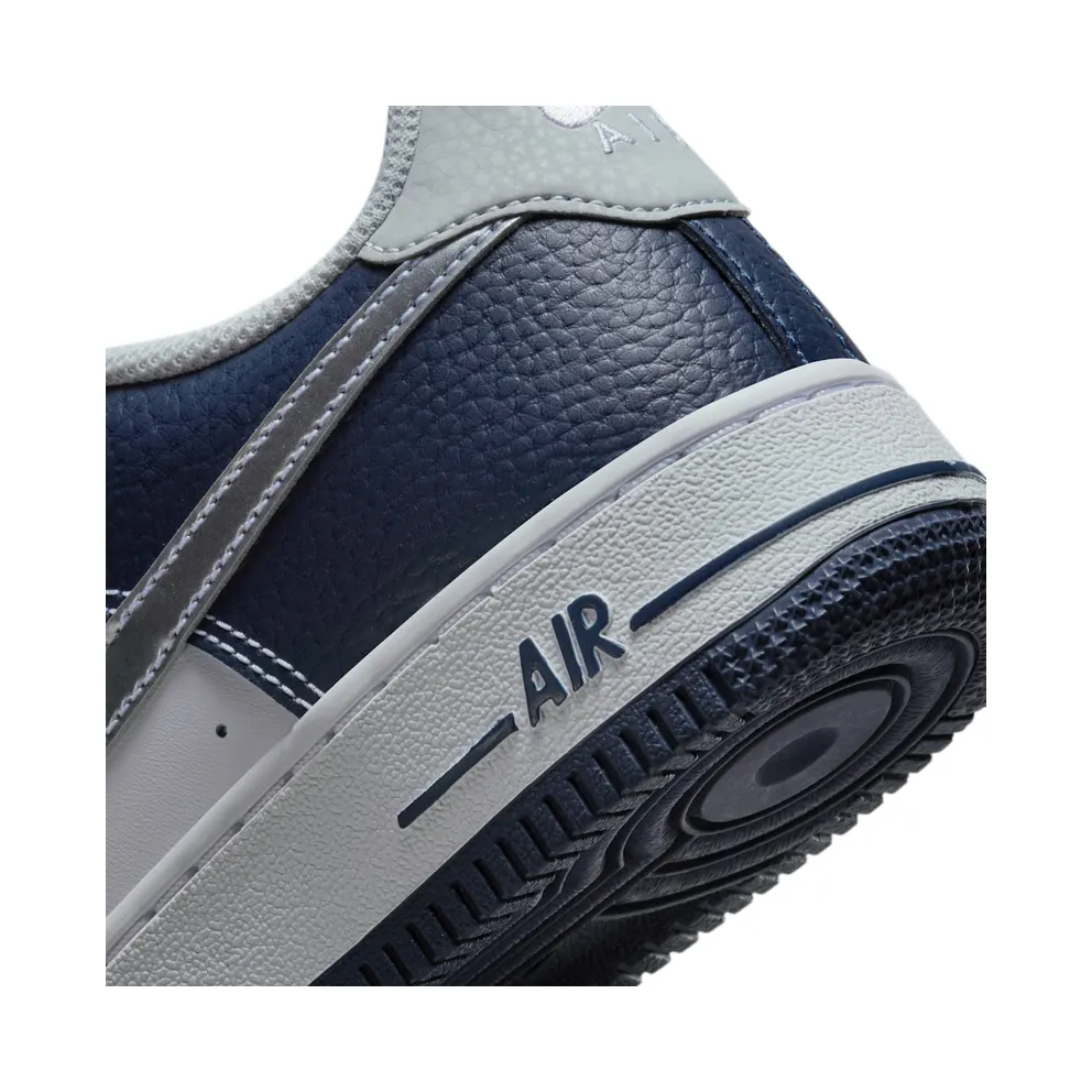 Nike Air Force 1 LV8 Older Kids’ White (DQ6048-100)