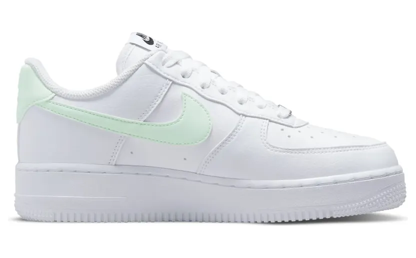 nike-air-force DN1430-103
