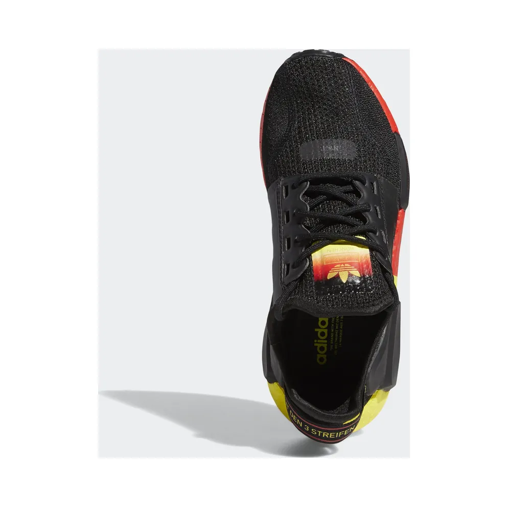 adidas NMD R1 V2 United By Munich (GS) Black/Carbon/Solar Red (FY6630)