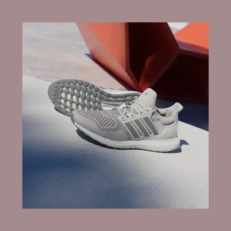 adidas-ultraboost IE8976