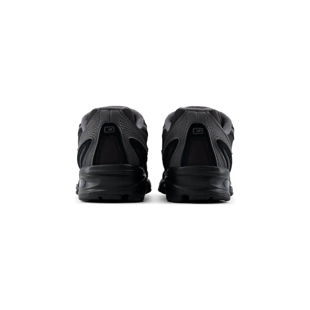 New Balance 740 Black