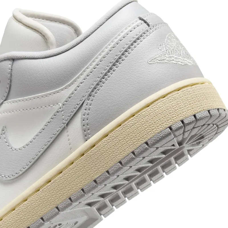 air-jordan-1 DC0774-103