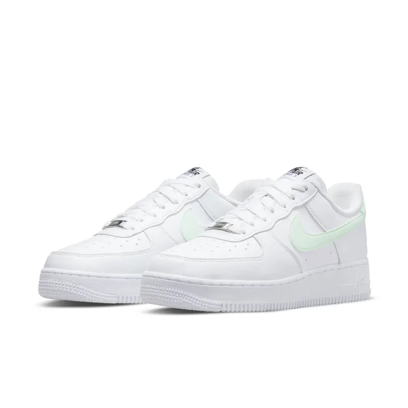 Nike AIR FORCE 1 ’07 NEXT NATURE “Barely Green” (DN1430-103)