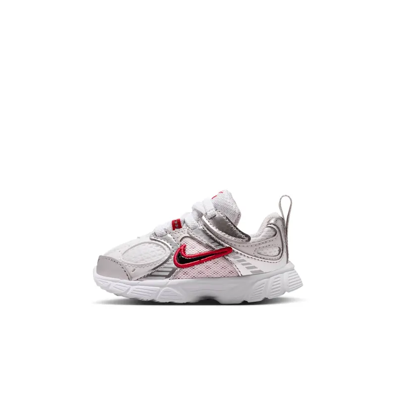 Nike V5 RNR White Gym Red Vast Grey (HQ6413-105)