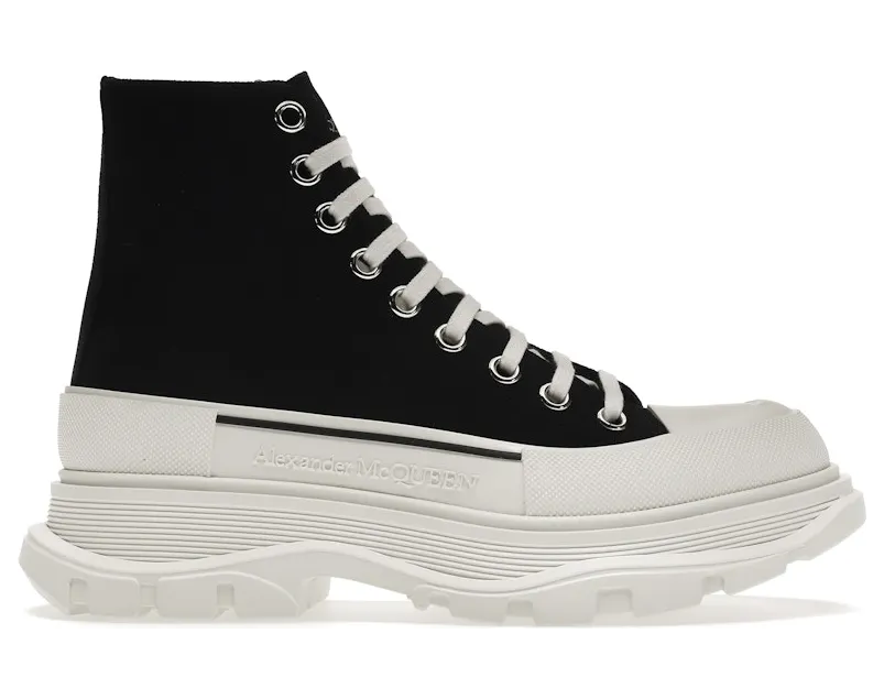 Alexander McQueen Tread Slick Lace Up Boot Black White (604254W4MV21070)
