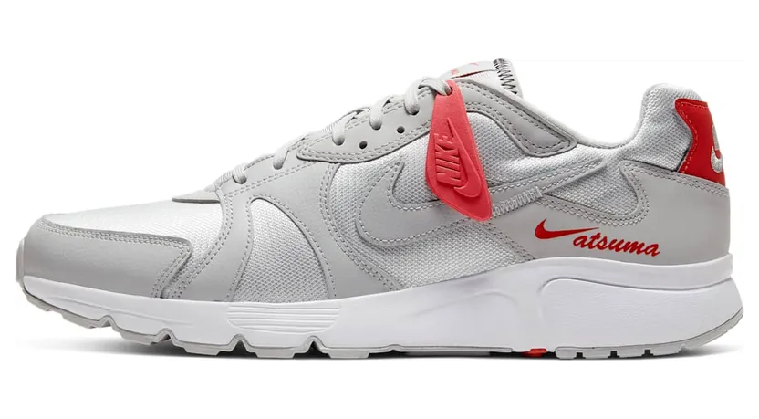 Nike Atsuma Photon Dust
