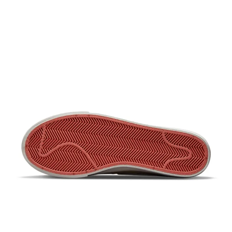 Nike Blazer Low Platform SP Brown (DQ9318-200)