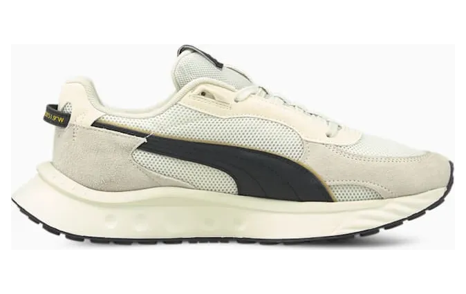 PUMA Wild 385047-01