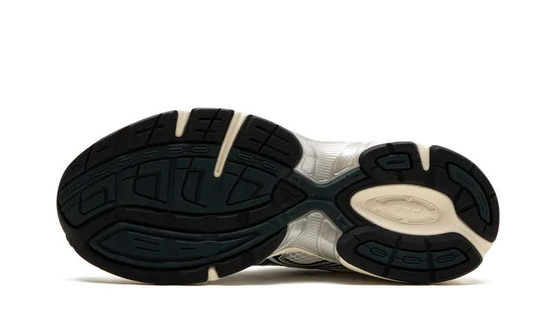 Asics GEL -1130 “Kith Cream Scarab” (1201A956-100)