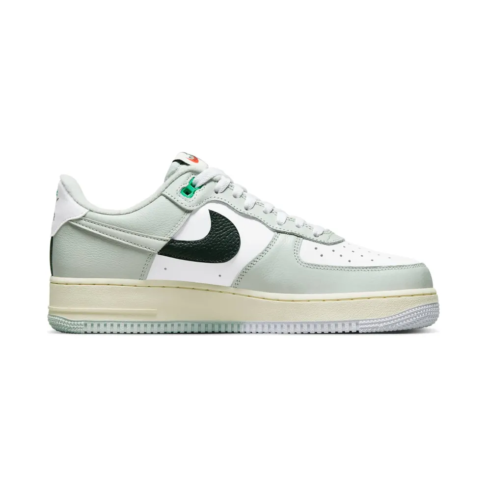 Nike Air Force 1 Low “Split – Light Silver” (DZ2522-001)