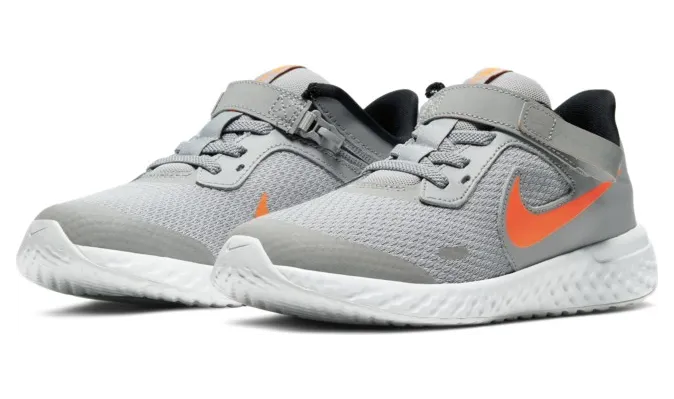 Nike Revolution 5 FlyEase Grau (CQ4648-003)