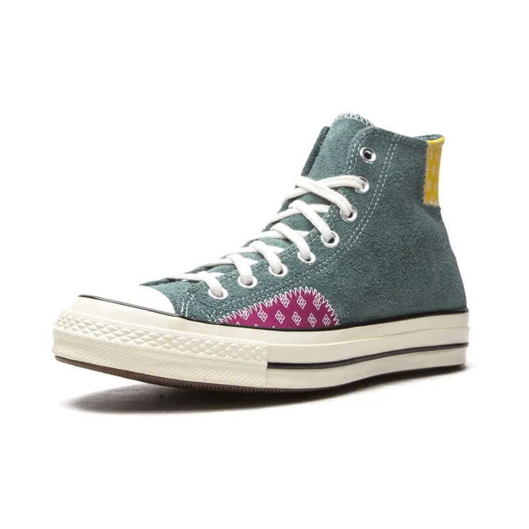converse-chuck-taylor-all-star 166853C