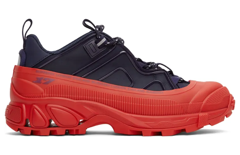 Burberry Navy & Red Arthur Sneakers (8045537)