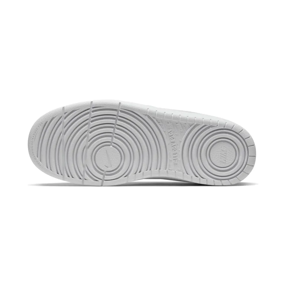 Nike Court Borough Low 2 Older Kids’ White (BQ5448-100)