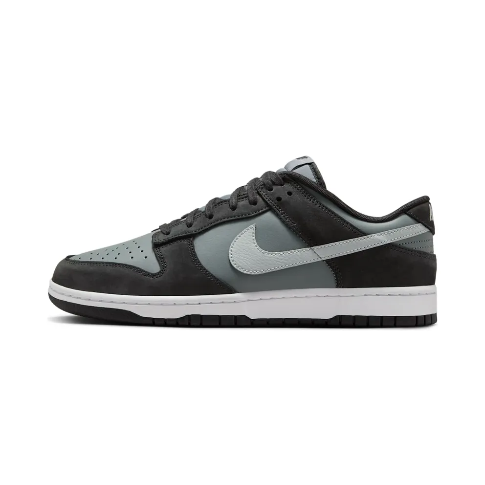 Nike Dunk Low Black “Light Smoke” (IB3079-001)