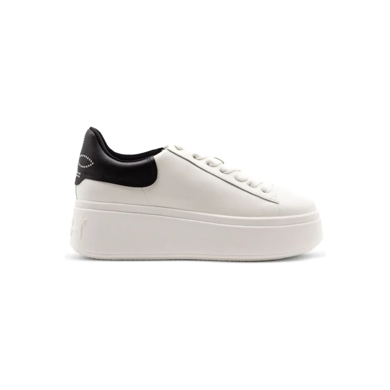 Ash Moby met studs “White” (MOBYSTUDS02WHITEBLACK)