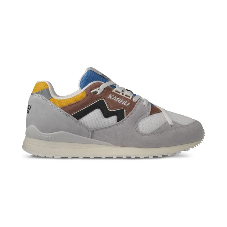 Karhu Synchron Classic Dawn Blue / Jet Black (F802668)
