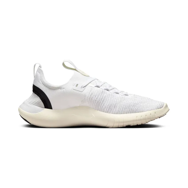 nike-free DX6482-100