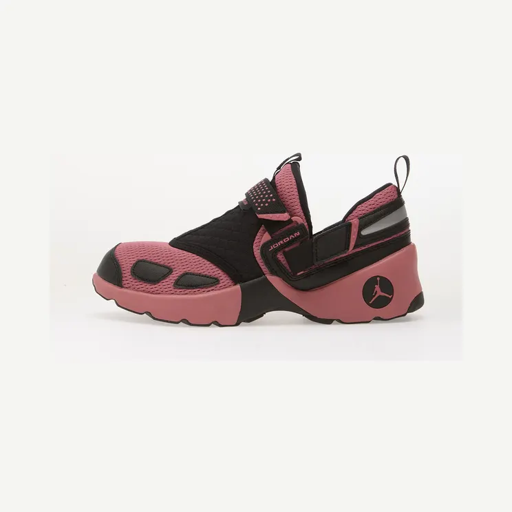 Jordan Trunner Black / Reflective Silver / Desert Berry (HQ2164005)