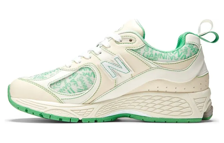 new-balance-2002r M2002RGC