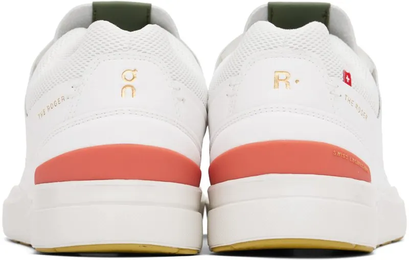 On White ‘The Roger’ Centre Court (48.98968)