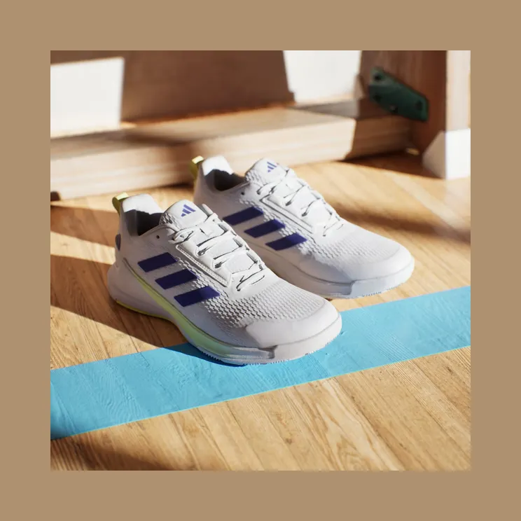 adidas-novaflight KJ9635