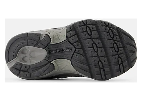 new-balance-740 IZ740MG