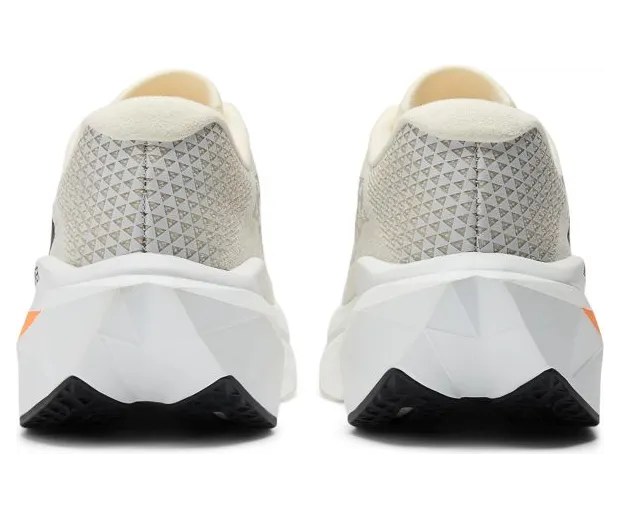 new-balance-fuelcell-supercomp MRCXCA4