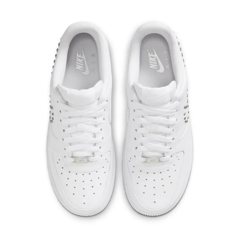 Nike AIR FORCE 1 LO “White / Metallic Silver” (FQ8887-100)