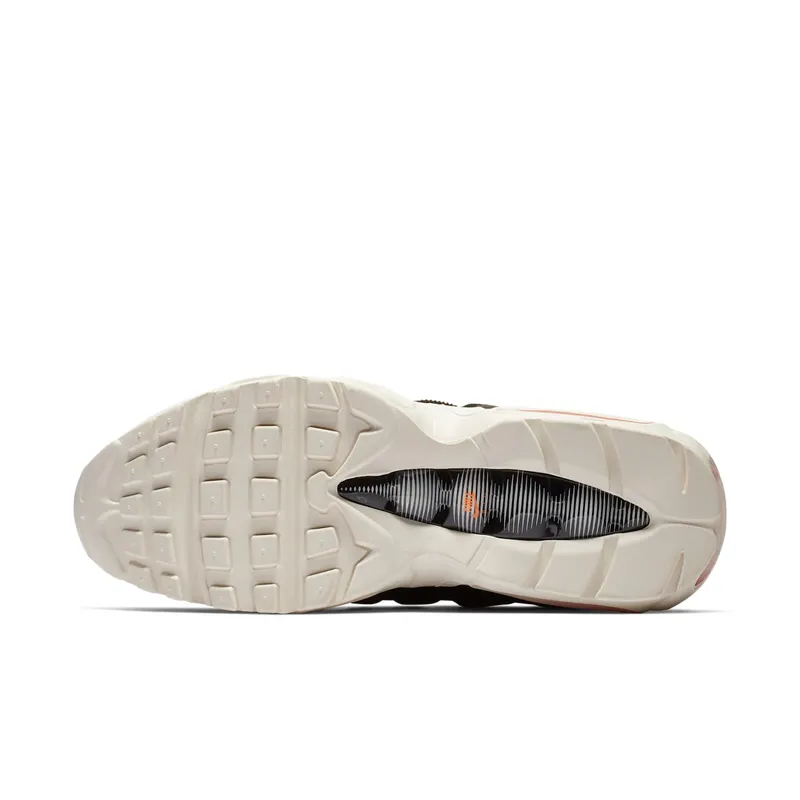 Nike x Carhartt WIP Air Max 95 (AV3866-001)