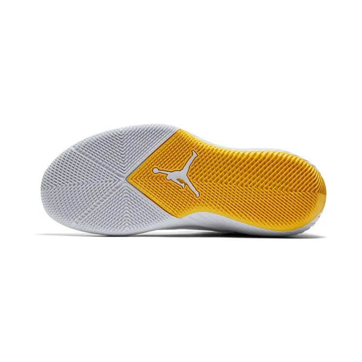 air-jordan-why-not-zer0 AR0043-100