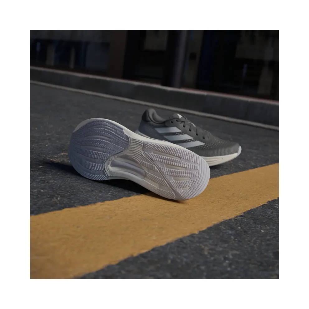 Adidas Supernova Rise “Core Black Halo Silver Dash Grey” (IG5837)