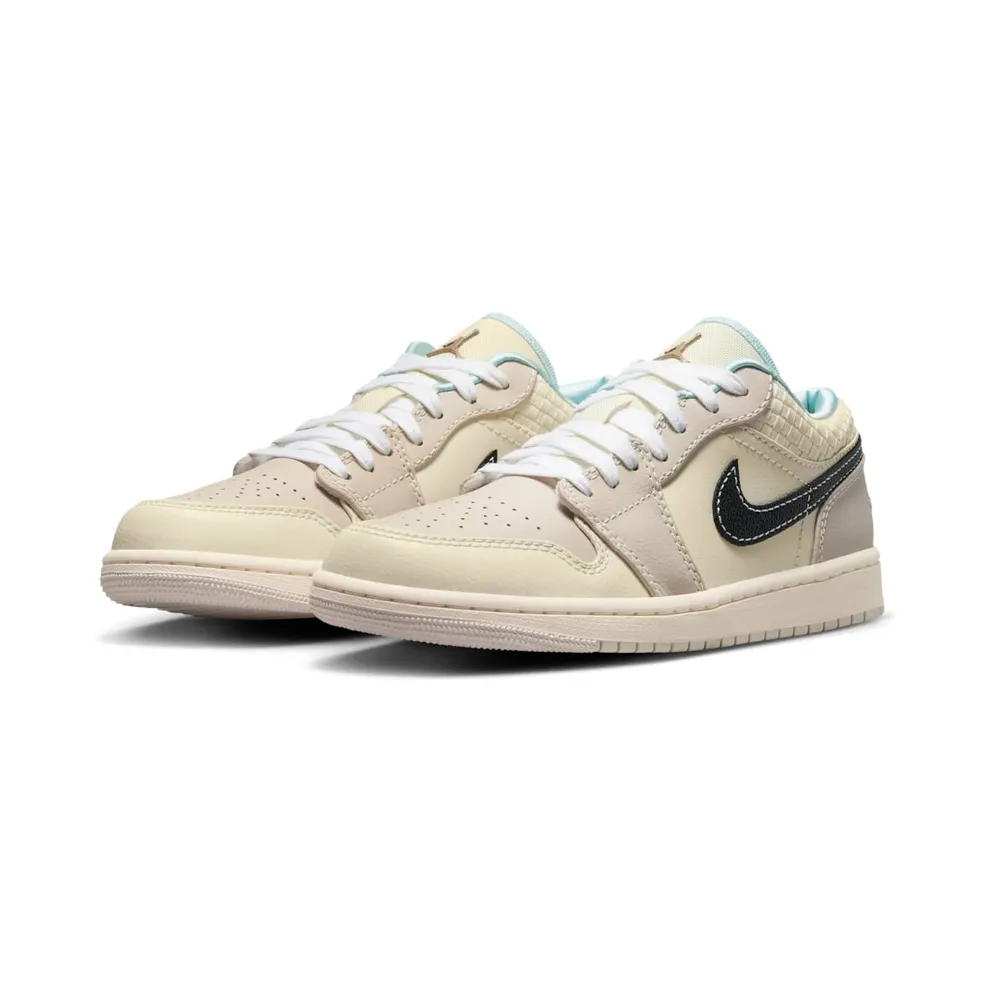 Jordan 1 Low SE Sanddrift Glacier Blue (HQ3440-101)